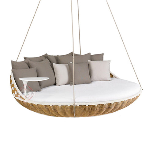 Outdoor Wicker Round Lounger – Sun-Resistant Patio Nest Bed for Balcony, Garden, Poolside & Beach Resorts