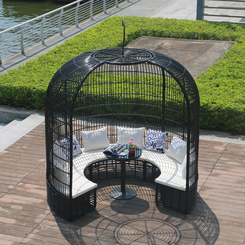 Outdoor Rattan Daybed Sofa – Waterproof Nest-Style Patio Furniture for Hotel, Terrace & Garden Use