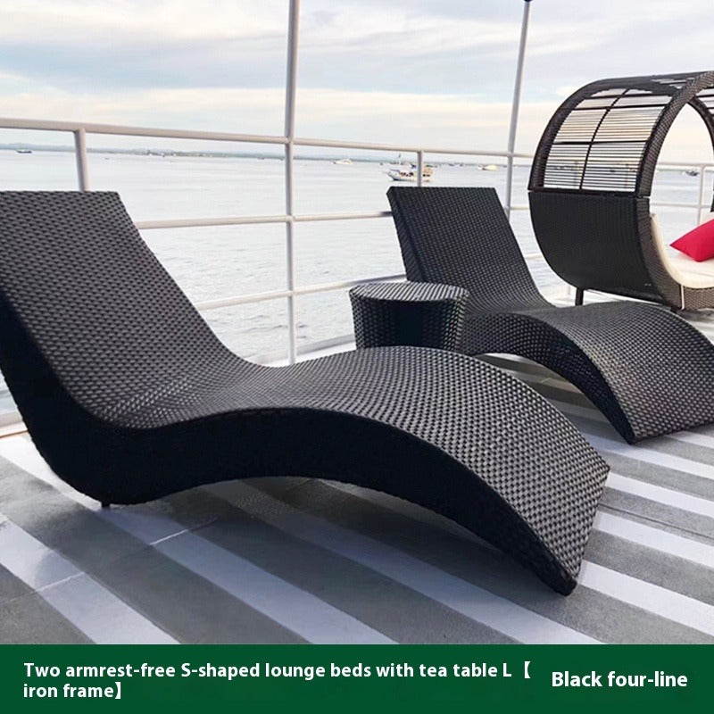 Outdoor Rattan Sun Lounger S-Shaped for Garden, Balcony, Patio, Poolside & Beach
