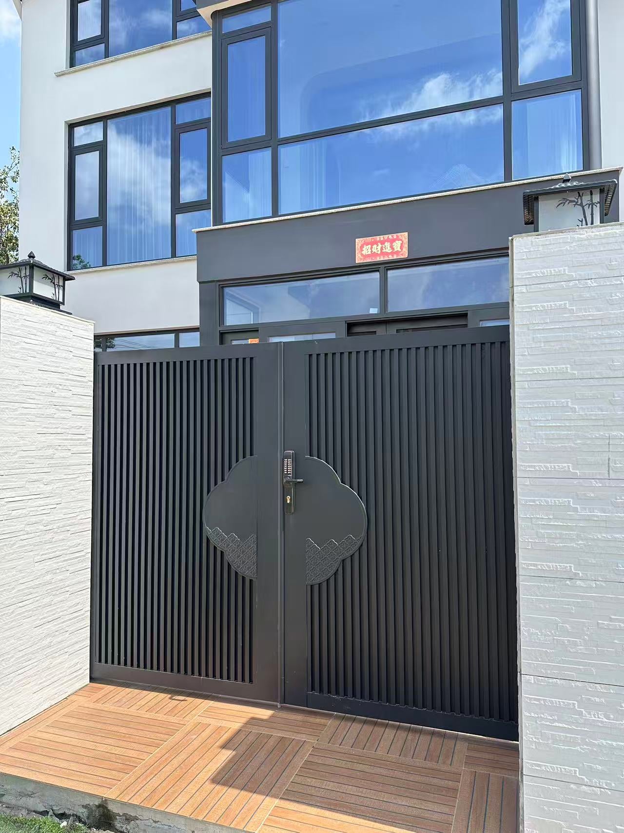 Aluminum Courtyard Gate – Double Swing or Sliding Electric Villa Entrance Gate for Garden & Private Homes
