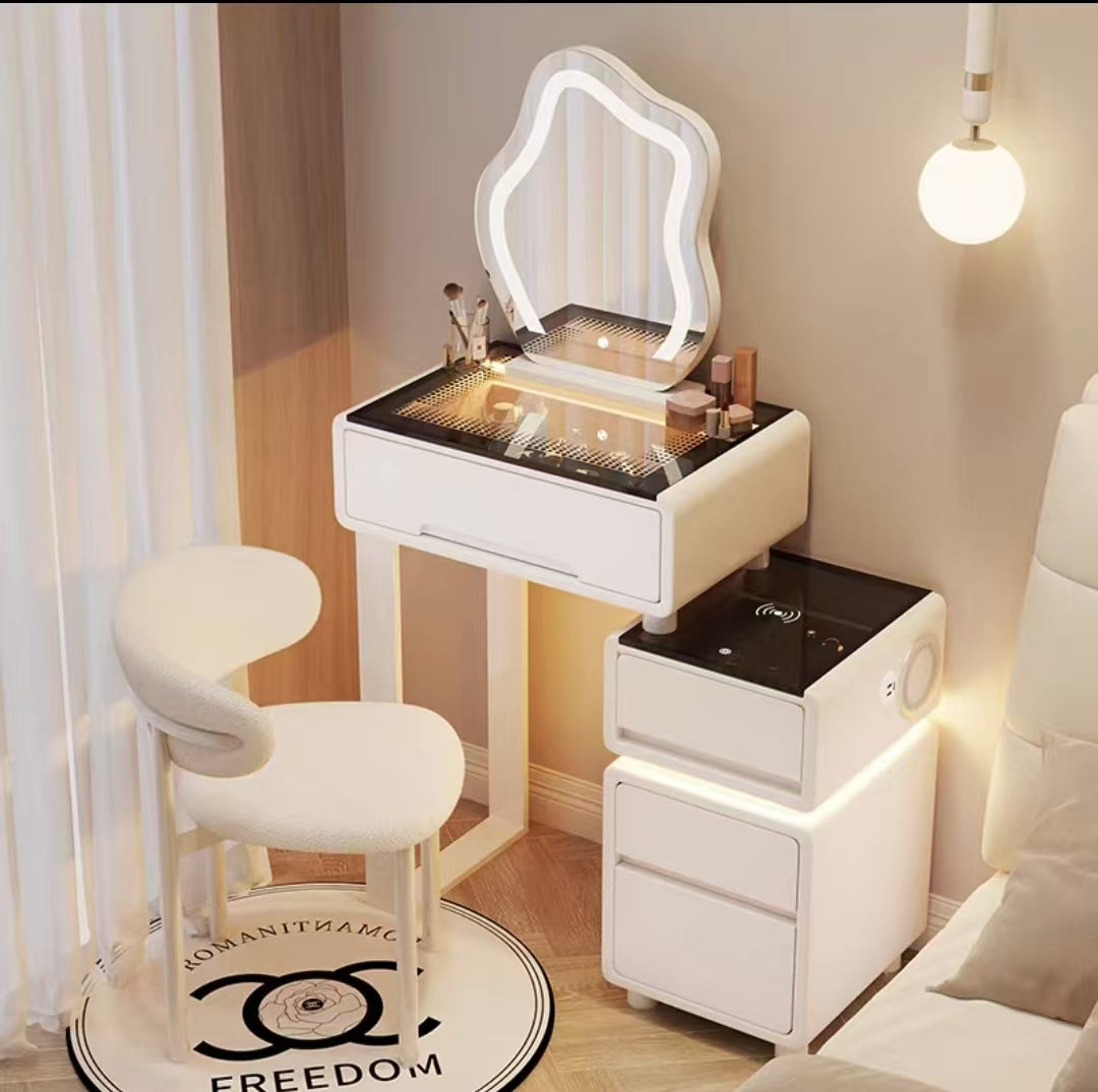 Cream Style Vanity with Cloud Mirror & Integrated Dresser for Small Modern Bedrooms