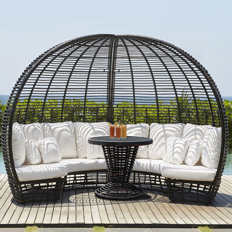 Outdoor Rattan Daybed Sofa – Waterproof Nest-Style Patio Furniture for Hotel, Terrace & Garden Use