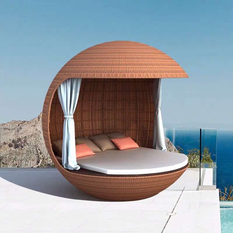 Outdoor Rattan Daybed Sofa – Waterproof Nest-Style Patio Furniture for Hotel, Terrace & Garden Use
