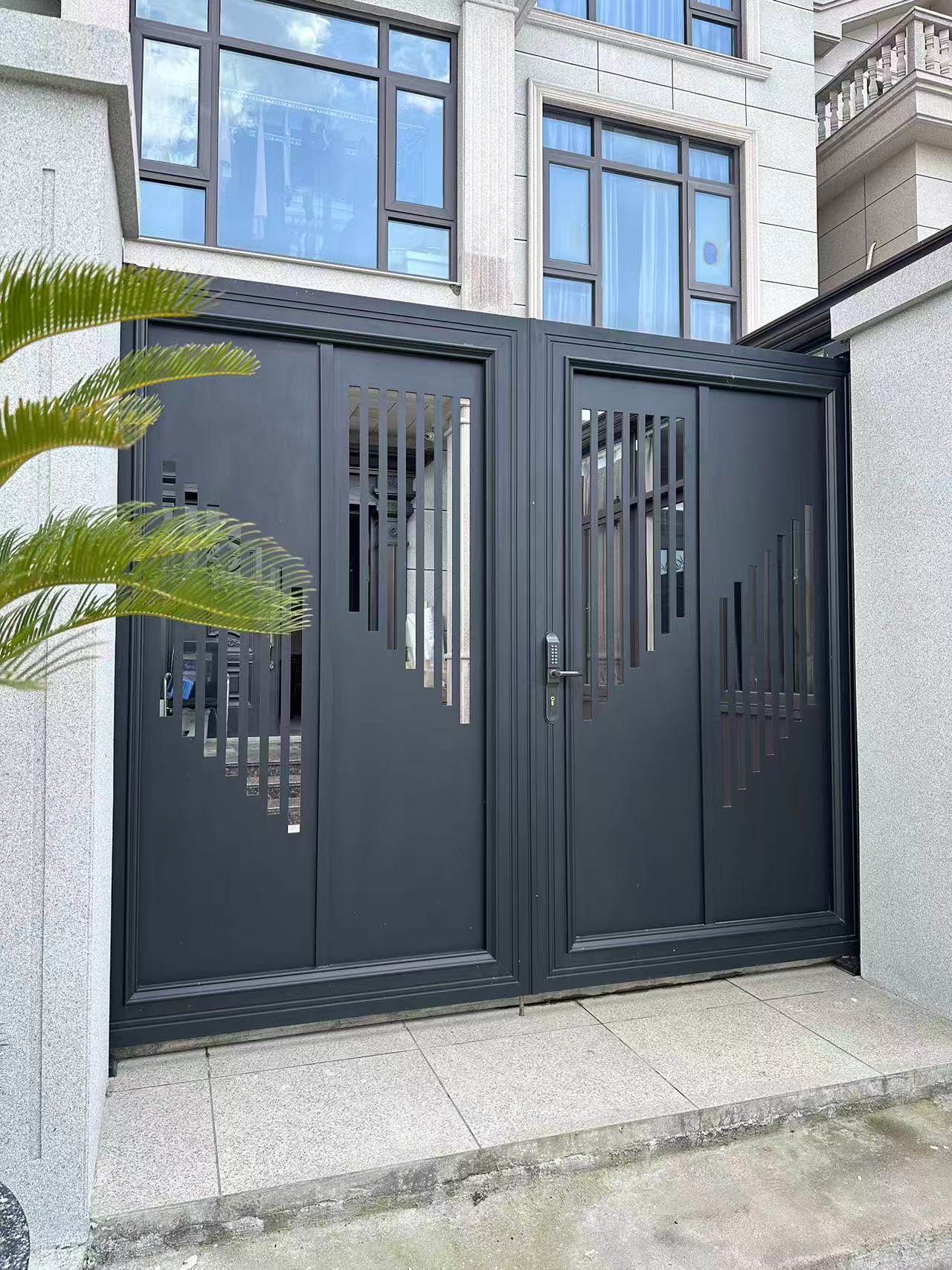 Aluminum Courtyard Gate – Double Swing or Sliding Electric Villa Entrance Gate for Garden & Private Homes