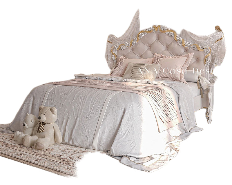 Elegant French-Style Solid Wood Princess Bed with Carved Details for Master Bedroom