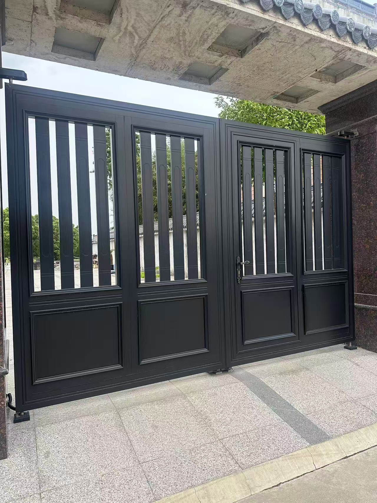 Aluminum Courtyard Gate – Double Swing or Sliding Electric Villa Entrance Gate for Garden & Private Homes